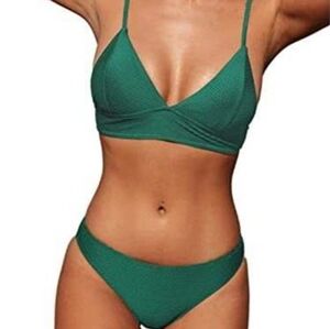 CUPSHE Women Bikini Set Solid Color Sexy Triangle Two Piece Swimsuit Grass Green
